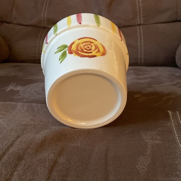 Decorative flower pot/container - Picture 5 of 7